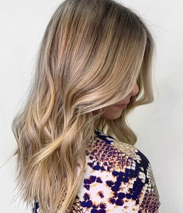 Women with highlighted blonde hair